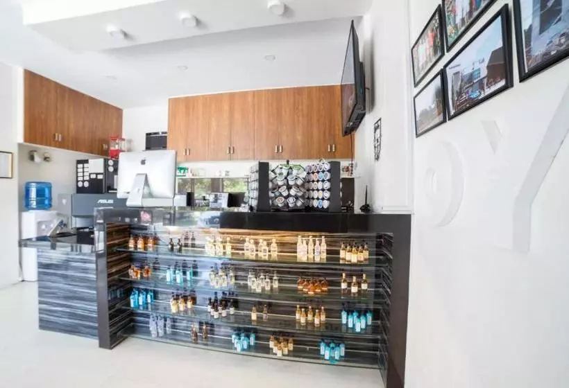 ホテル Oyo 235 R Residencia