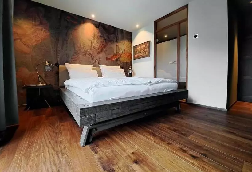 Motelplushotel Biggeseefront