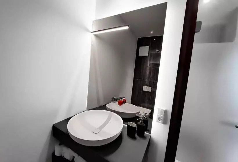 Motelplushotel Biggeseefront