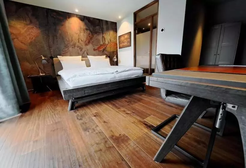 Motelplushotel Biggeseefront