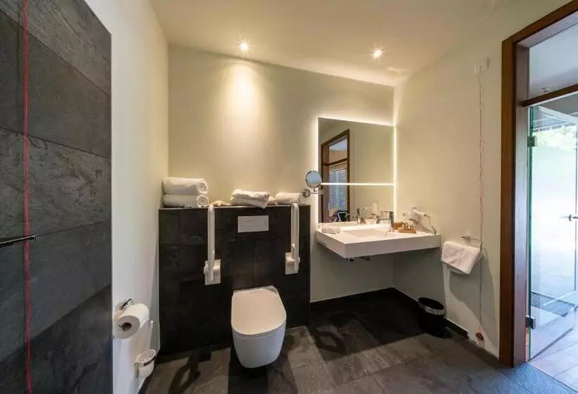 Motelplushotel Biggeseefront