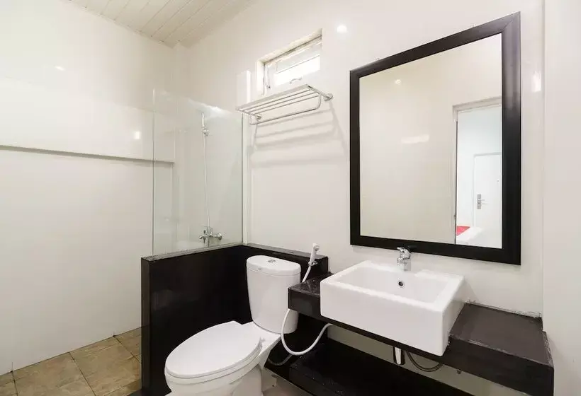 ベッドアンドブレックファースト Reddoorz Plus Near Palembang Icon Mall 2