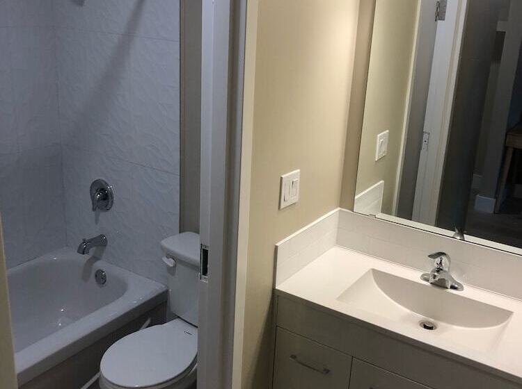 酒店 Camrose Le Chateau