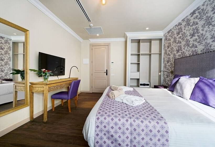 هتل Emblematico Agaldar