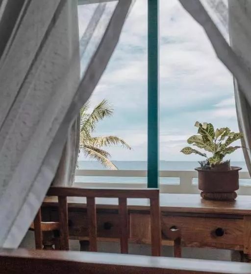 Hotelli Lighthouse Ahangama