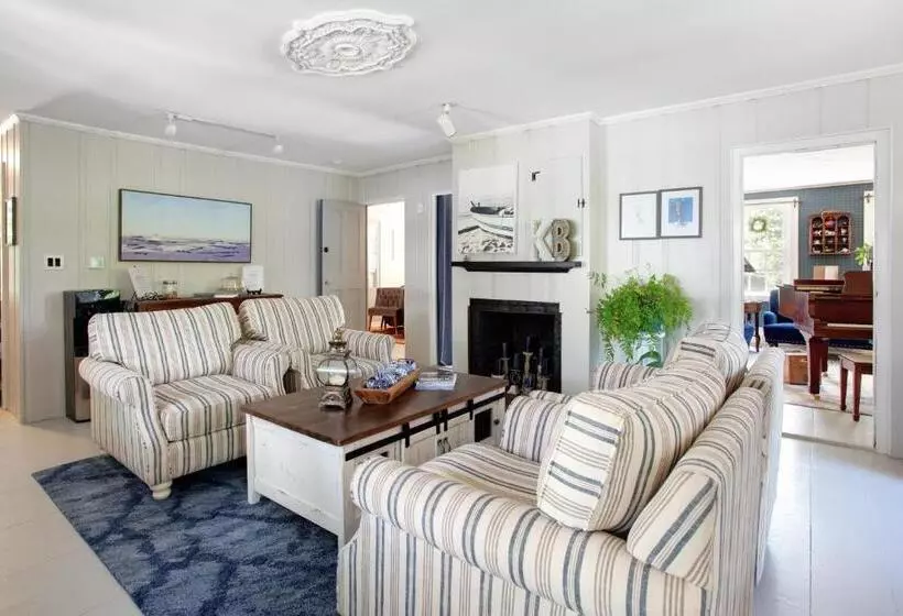 Aamiaismajoitus (B&B) Inn On Main