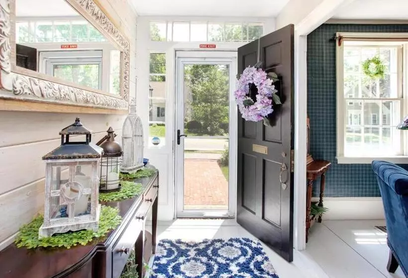 Aamiaismajoitus (B&B) Inn On Main