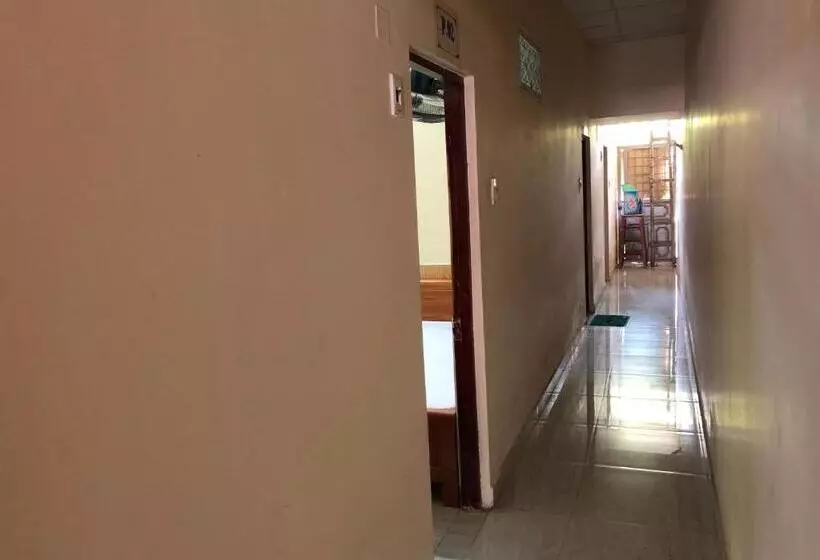 تختخواب و صبحانه V A Motel