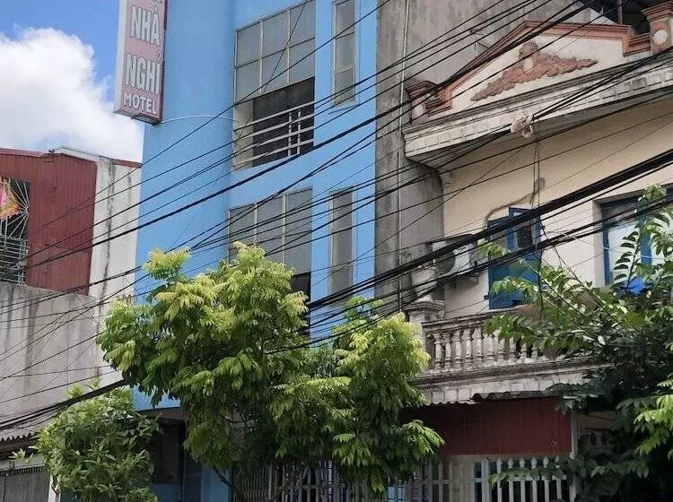 تختخواب و صبحانه V A Motel