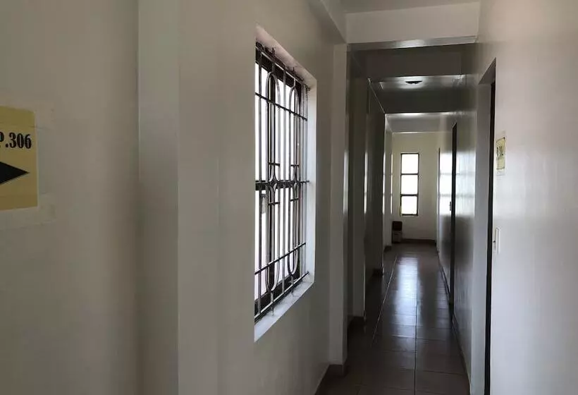 تختخواب و صبحانه V A Motel