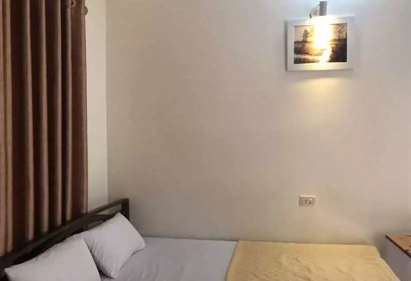 تختخواب و صبحانه V A Motel