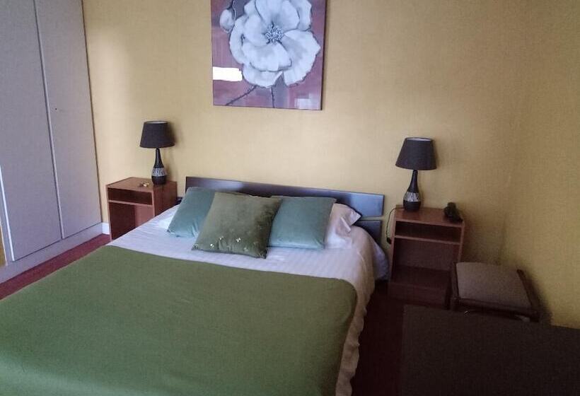 هتل L Hostellerie De La Rivière