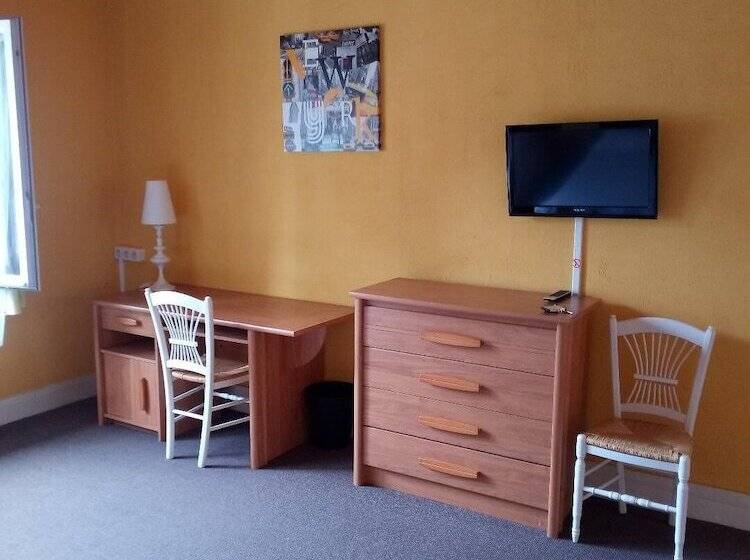 هتل L Hostellerie De La Rivière