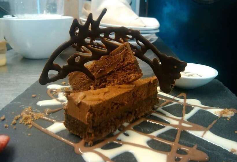 هتل L Hostellerie De La Rivière