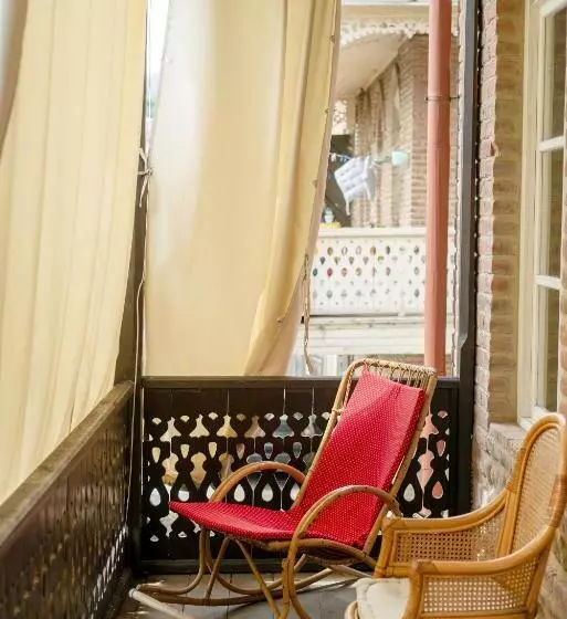 پانسیون Dzveli Galavani  Old Wall