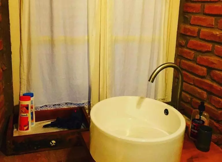 پانسیون Dzveli Galavani  Old Wall