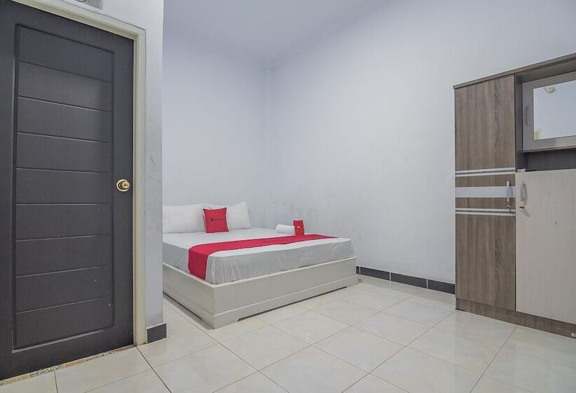 بنسيون Reddoorz Syariah Near Ramayana Mall Tarakan