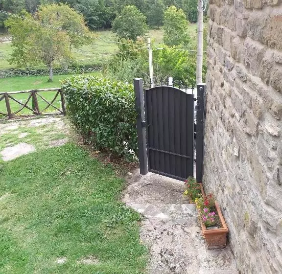 تختخواب و صبحانه Antico Passo Del Pellegrino