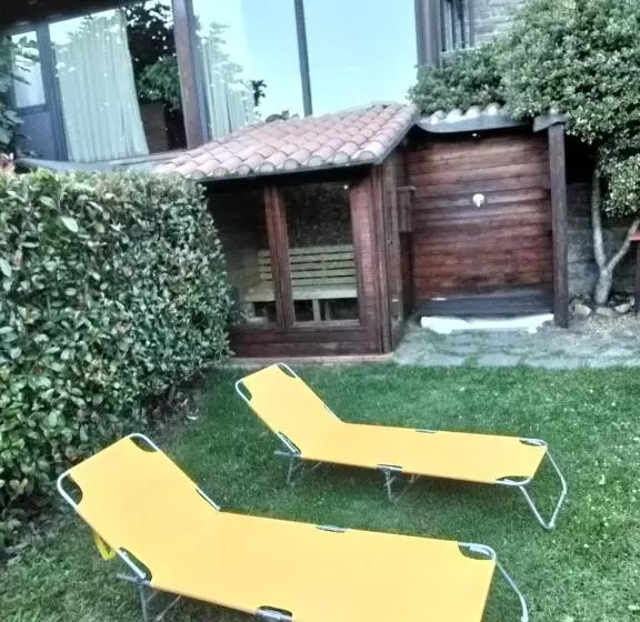 تختخواب و صبحانه Antico Passo Del Pellegrino