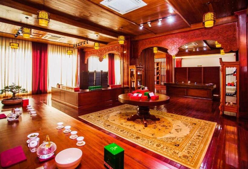 هتل 36manor International Sport