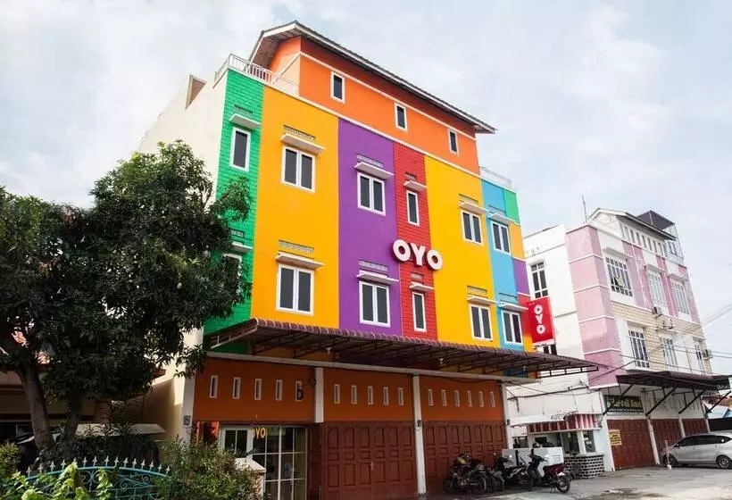 ホテル Sentosa Jaya Guest House Near Rs Hermina Medan Redpartner