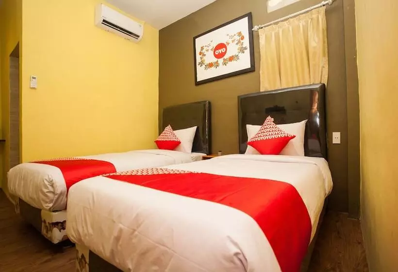 ホテル Sentosa Jaya Guest House Near Rs Hermina Medan Redpartner