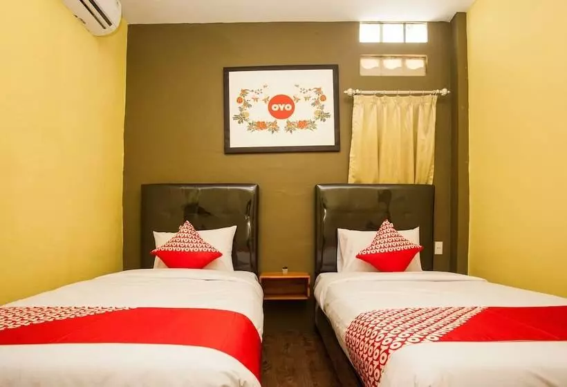 ホテル Sentosa Jaya Guest House Near Rs Hermina Medan Redpartner