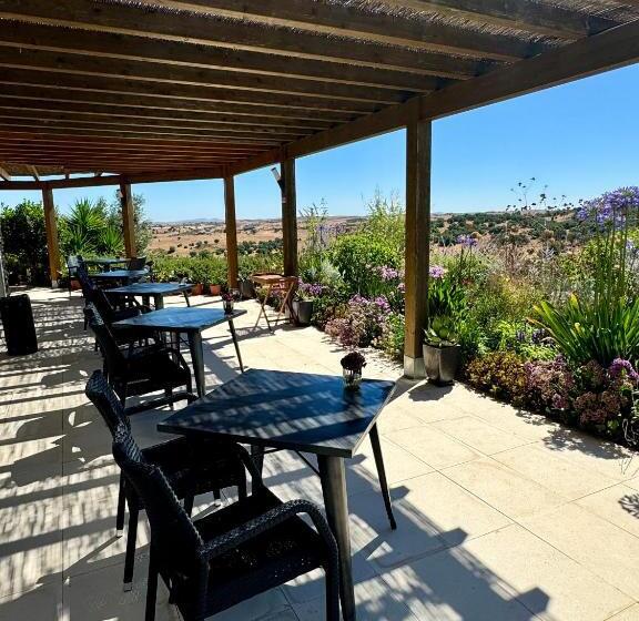 בית מלון כפרי Vistas   Herdade Do Zambujal