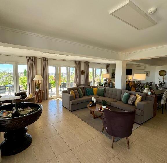 בית מלון כפרי Vistas   Herdade Do Zambujal