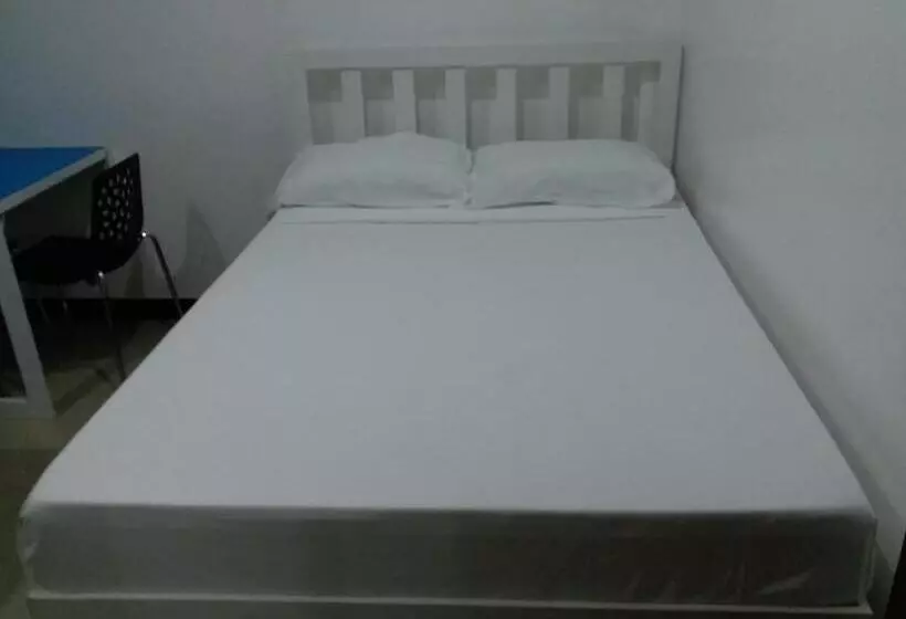 Clark Pad Inn, Angeles City