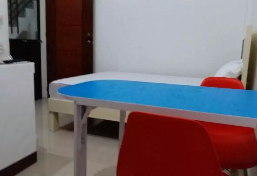 Clark Pad Inn, Angeles City
