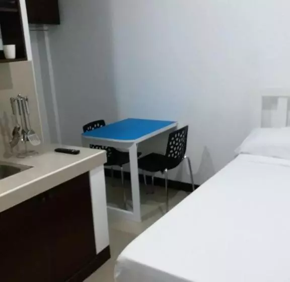 Clark Pad Inn, Angeles City