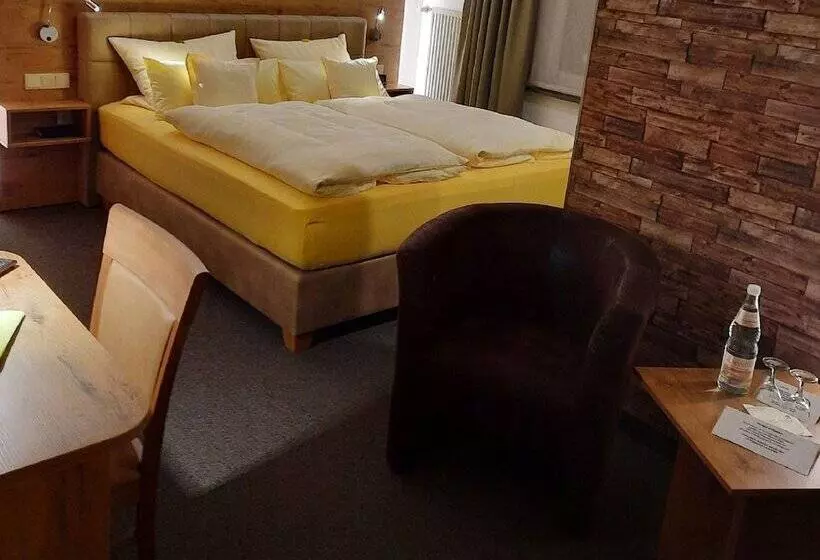 Majatalo Waldgasthof Lorchenmühle Ug