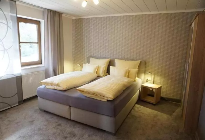 Majatalo Waldgasthof Lorchenmühle Ug