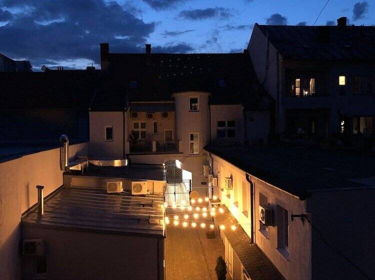 Schöndorf Hostel   Virtual Reception