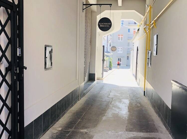 Schöndorf Hostel   Virtual Reception