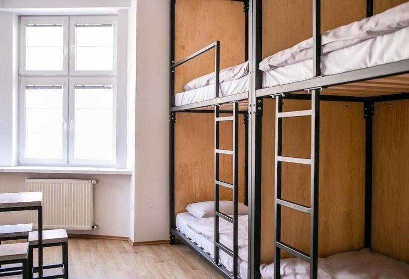 Schöndorf Hostel   Virtual Reception