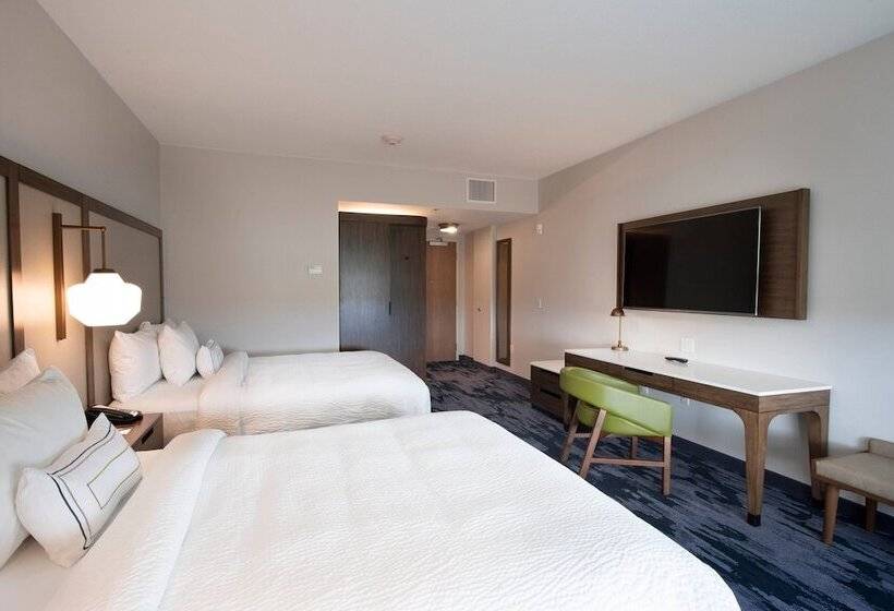 בית מלון כפרי Fairfield By Marriott Edmonton International Airport