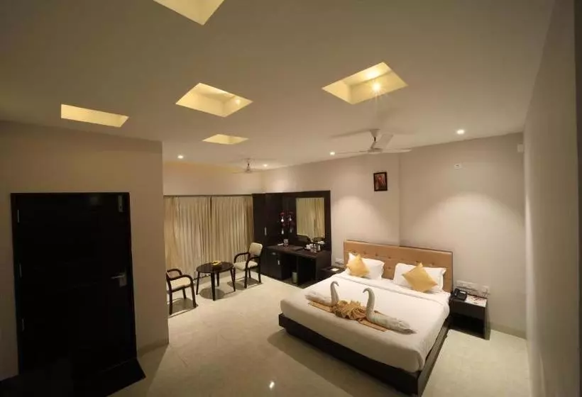 Grand Signature Hotel & Spa