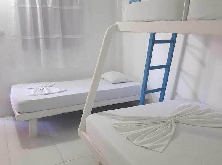 酒店 Playa Tiburon