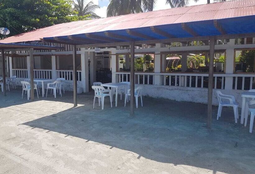 酒店 Playa Tiburon