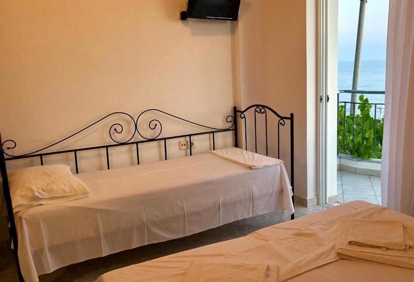 پانسیون Sunset Studios