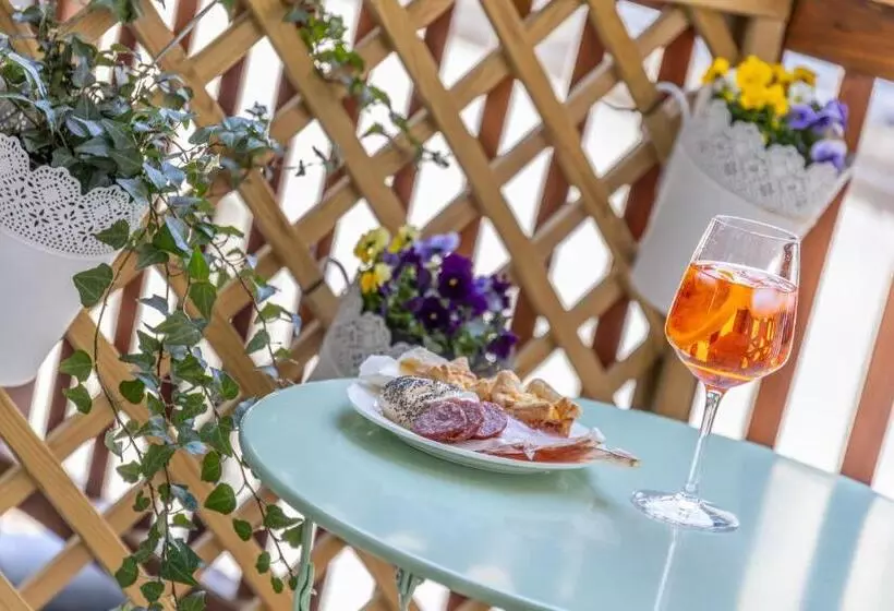 ベッドアンドブレックファースト Maison Valentina