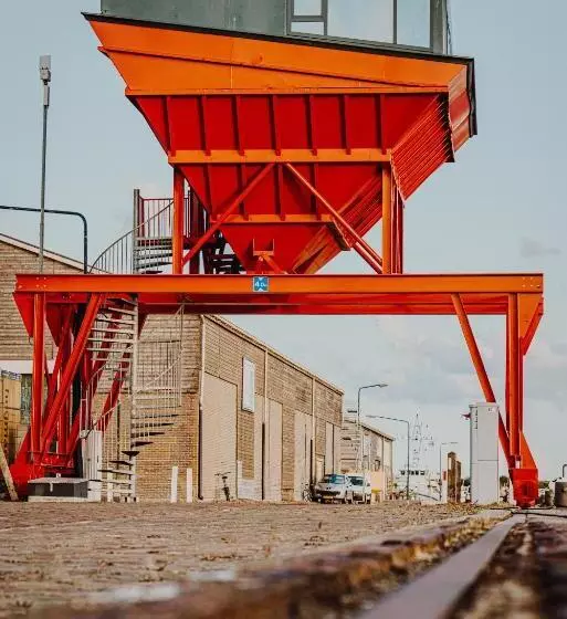 هتل Slapen In Een Trechter