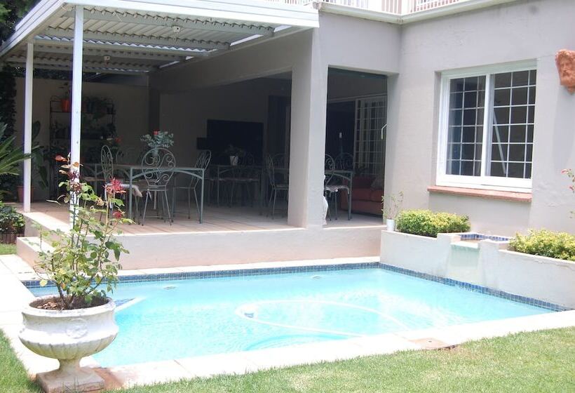 پانسیون Auckland Lodge