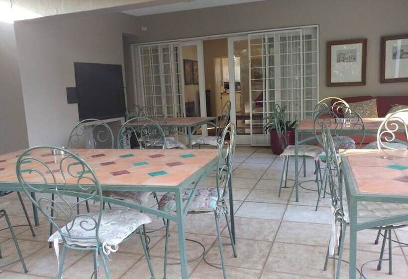 پانسیون Auckland Lodge