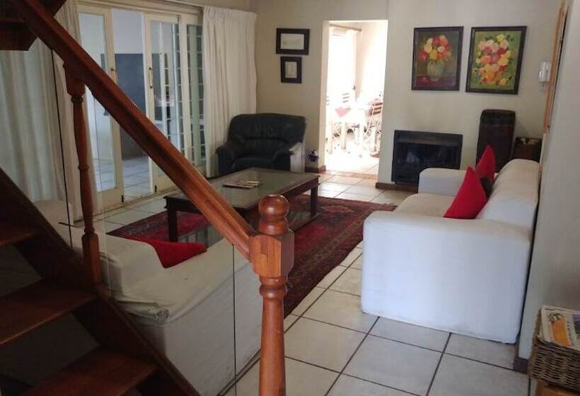 پانسیون Auckland Lodge