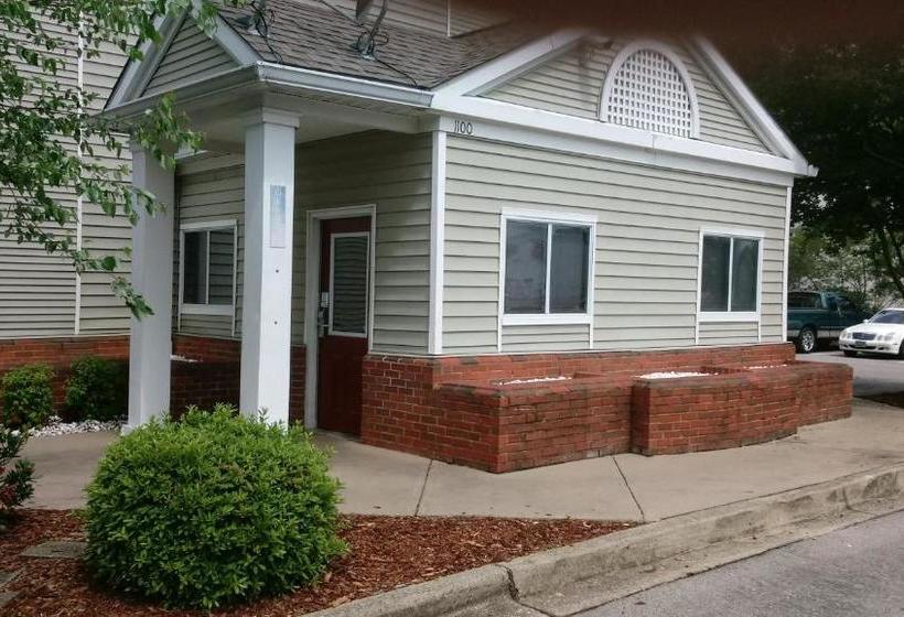 فندق Intown Suites Extended Stay Birmingham Al   Huffman Road