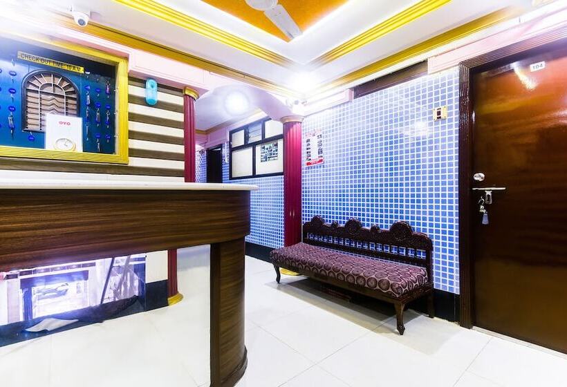 Hotell Spot On 37995 Akbar