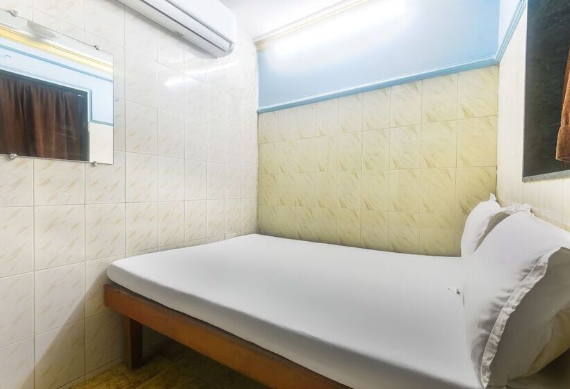 Hotell Spot On 37995 Akbar